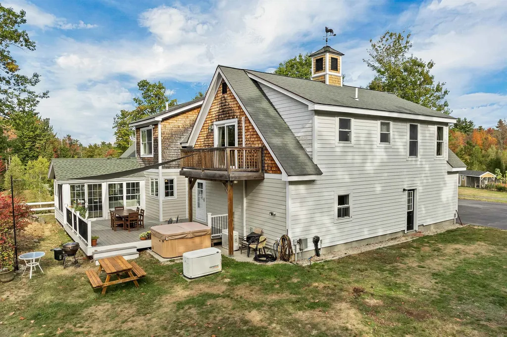 51 Federal Corner Road Tuftonboro NH 03816