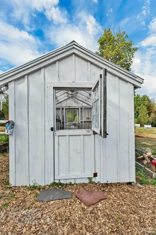 51 Federal Corner Road Tuftonboro NH 03816