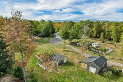 51 Federal Corner Road Tuftonboro NH 03816