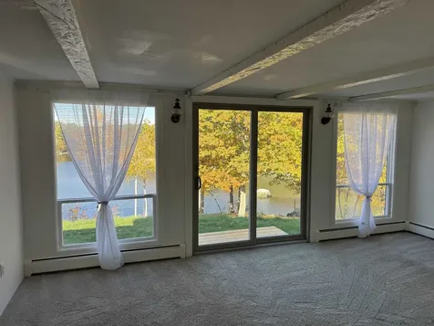 17 Great Cove Drive Newmarket NH 03857