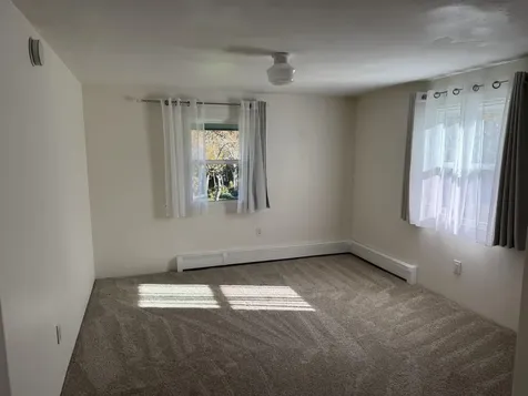 17 Great Cove Drive Newmarket NH 03857