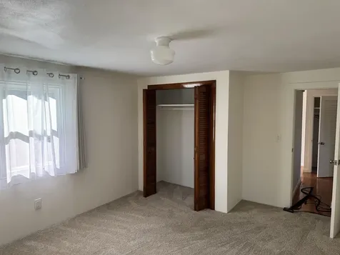 17 Great Cove Drive Newmarket NH 03857