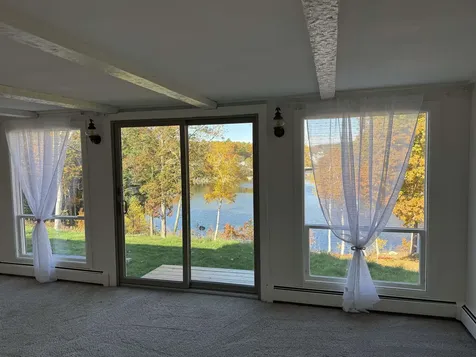 17 Great Cove Drive Newmarket NH 03857