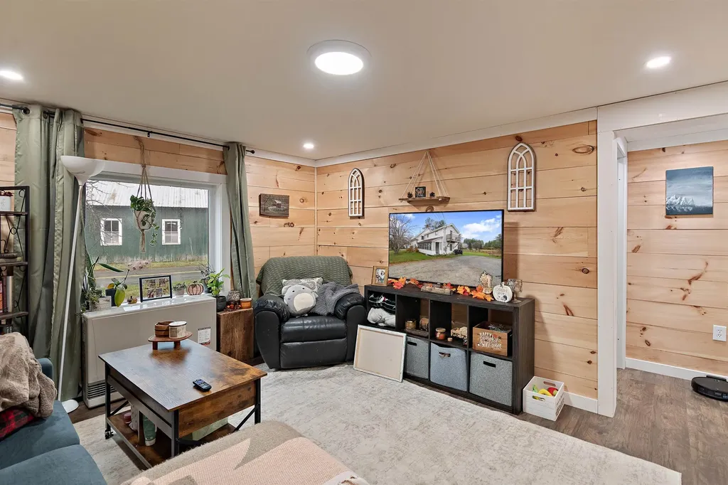 393 Ferry Street Hyde Park VT 05655