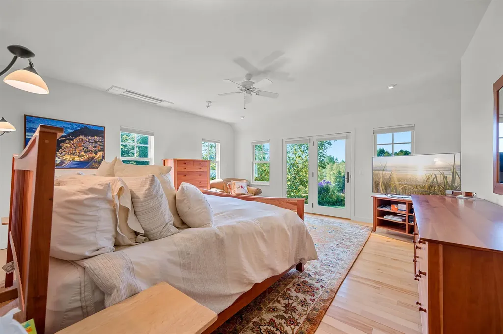 111 High Birches Road Waterbury VT 05676