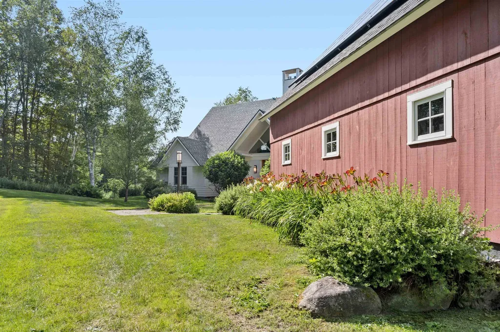 111 High Birches Road Waterbury VT 05676