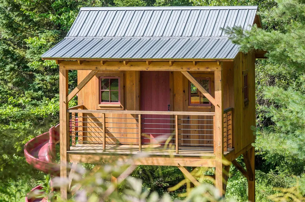 111 High Birches Road Waterbury VT 05676