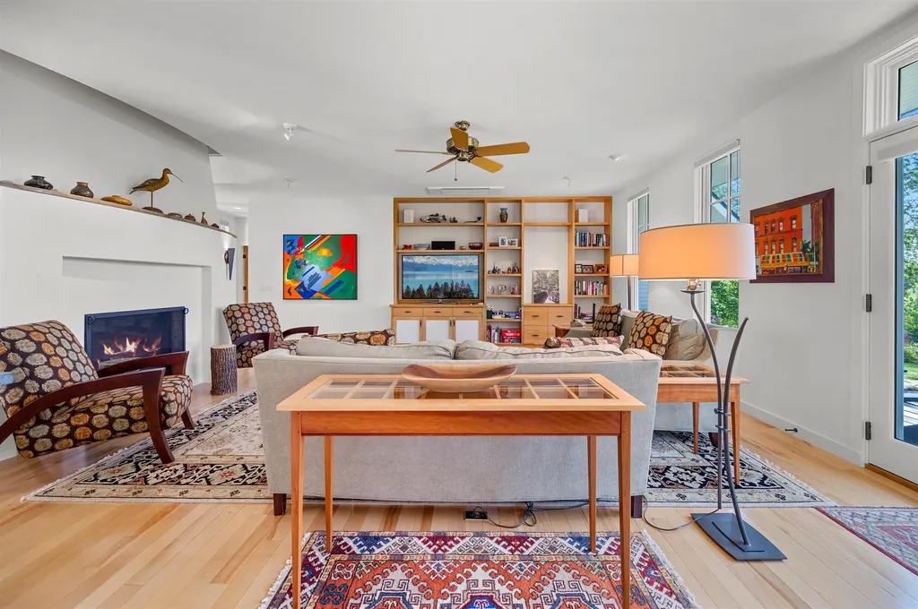 111 High Birches Road Waterbury VT 05676