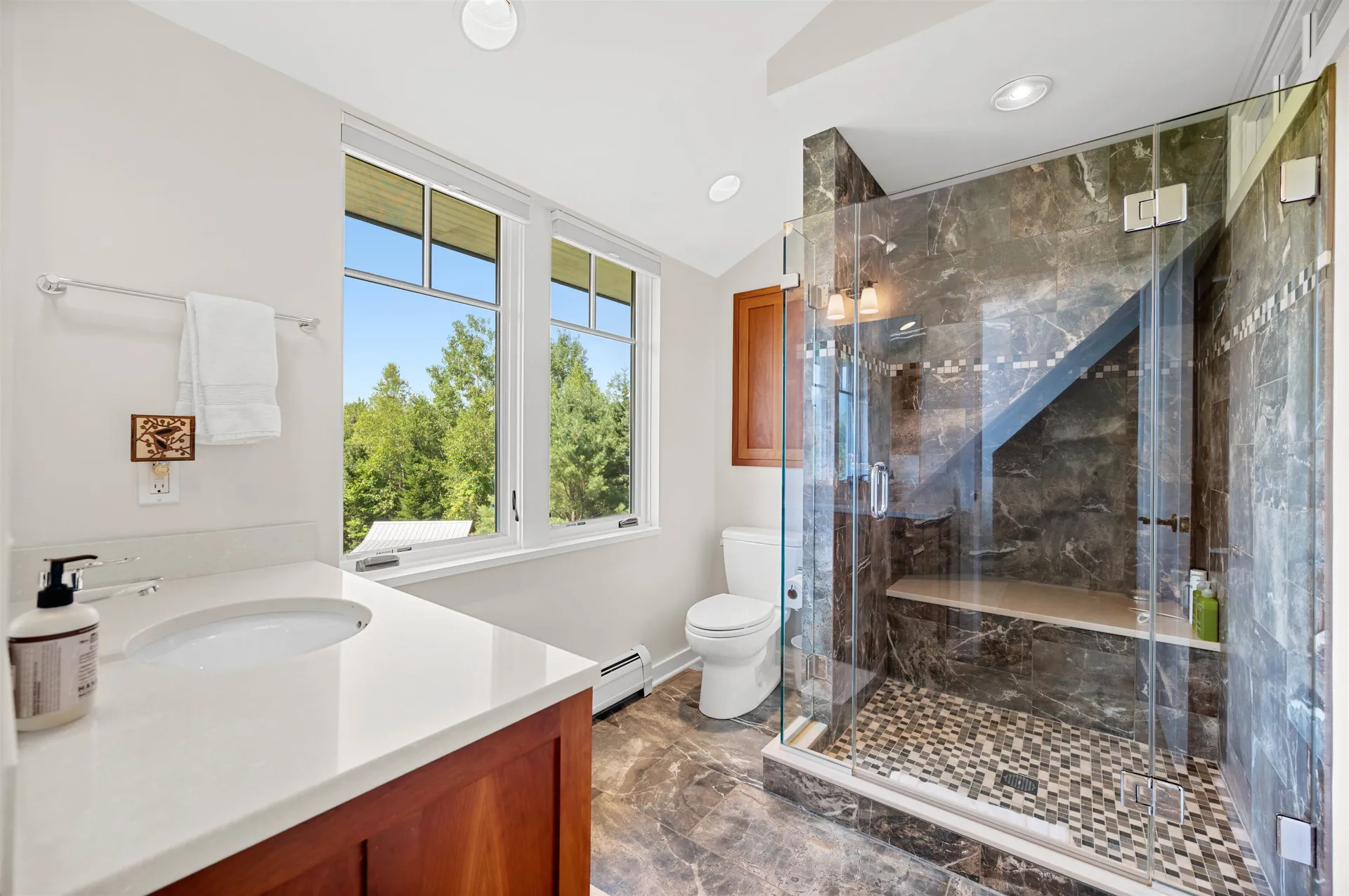111 High Birches Road Waterbury VT 05676