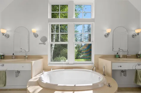 111 High Birches Road Waterbury VT 05676