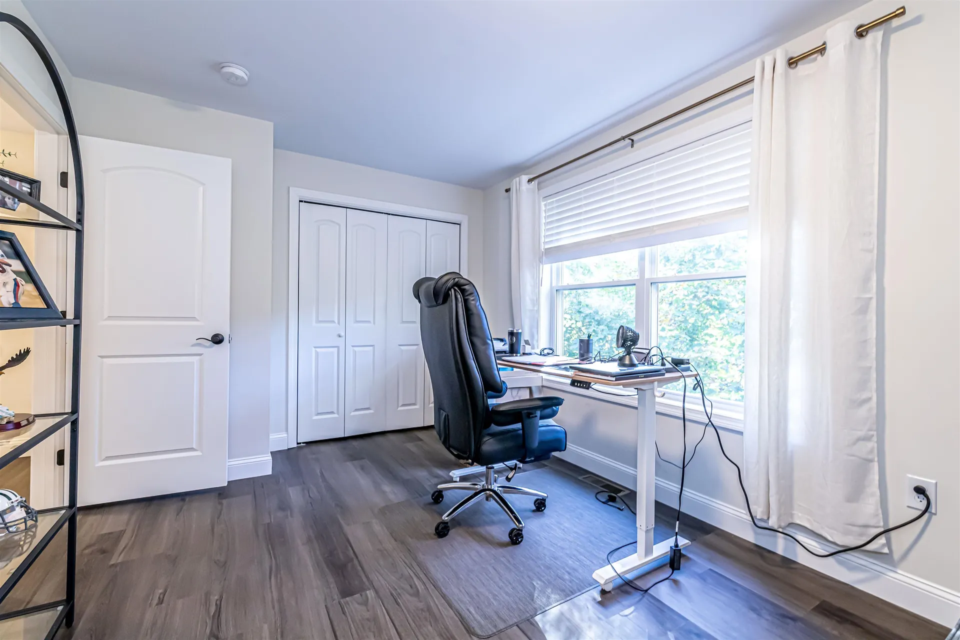 13 Sapphire Lane Nashua NH 03064