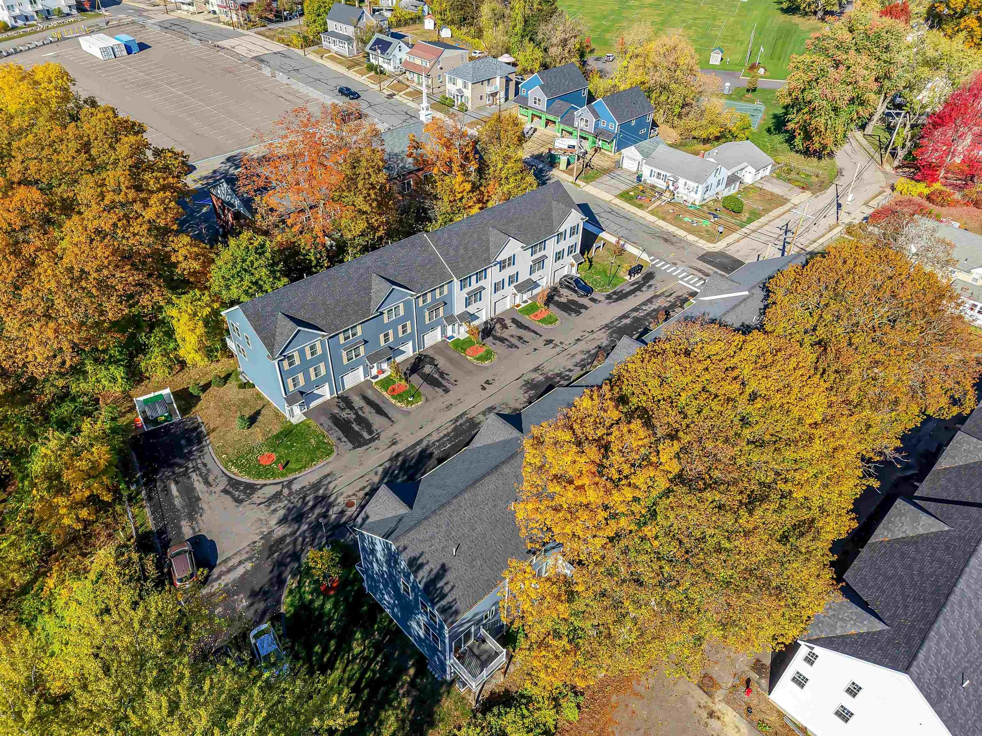 13 Sapphire Lane Nashua NH 03064