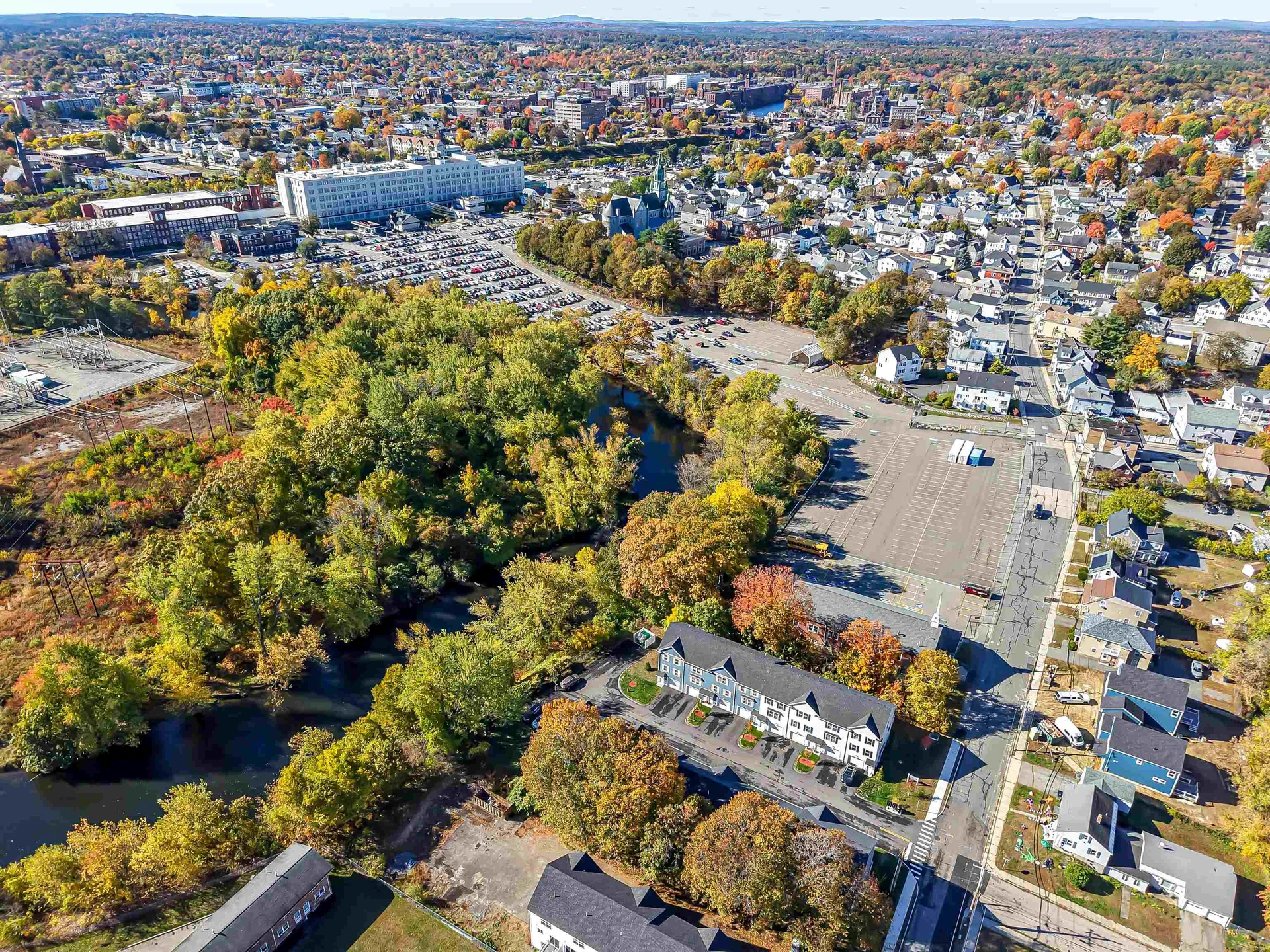 13 Sapphire Lane Nashua NH 03064