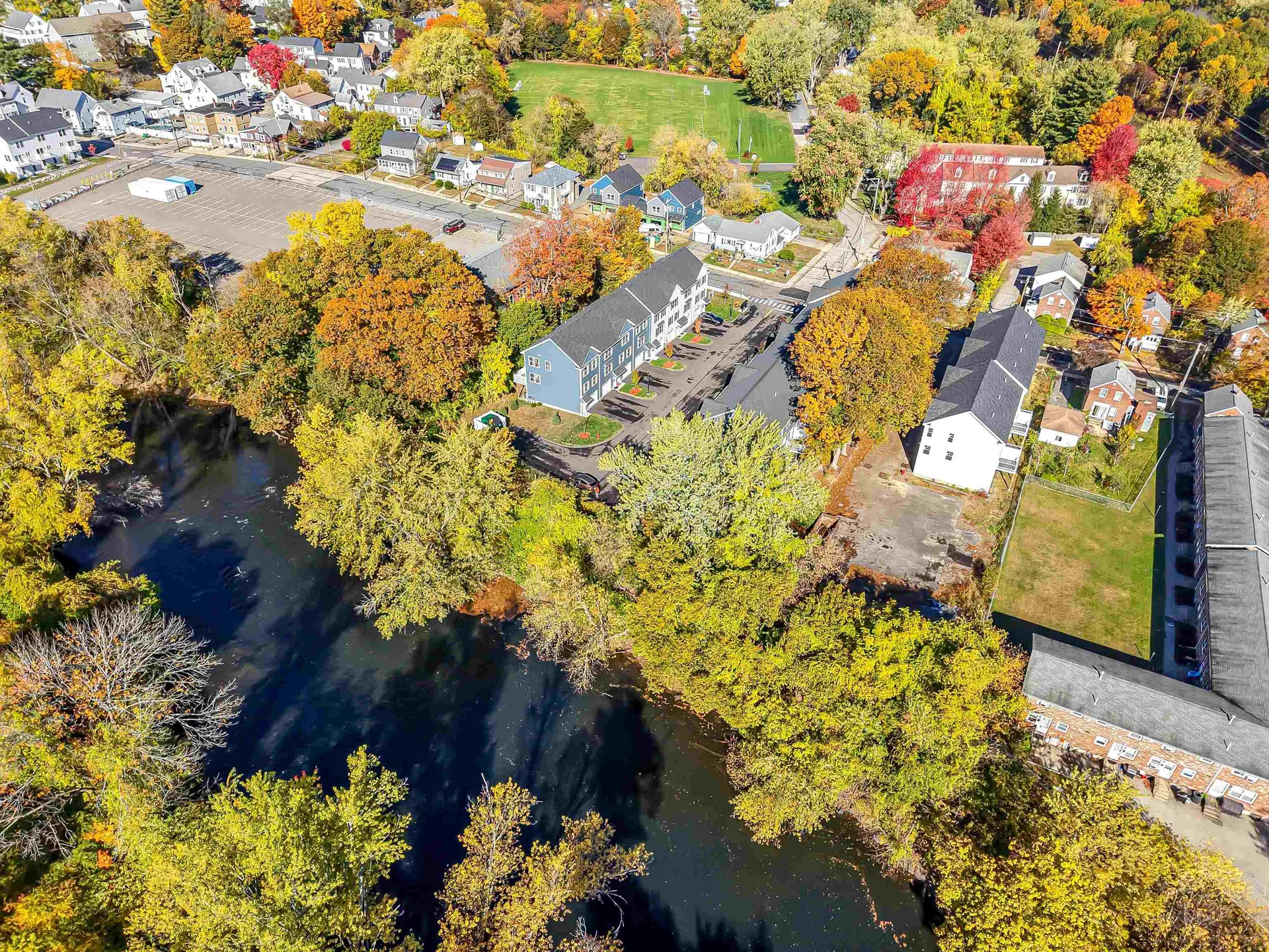 13 Sapphire Lane Nashua NH 03064