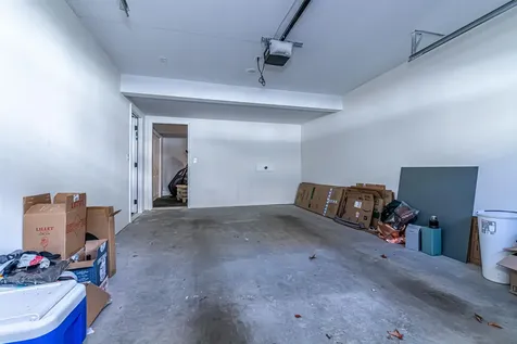 13 Sapphire Lane Nashua NH 03064