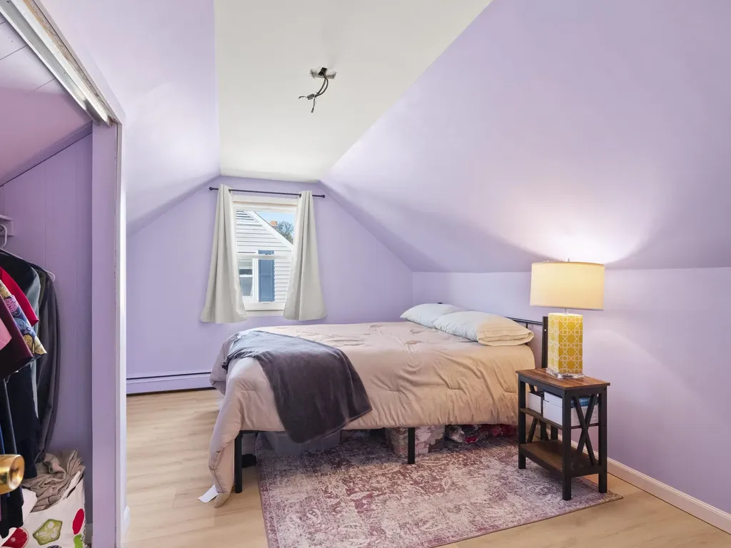 146 Woodbine Avenue Manchester NH 03109