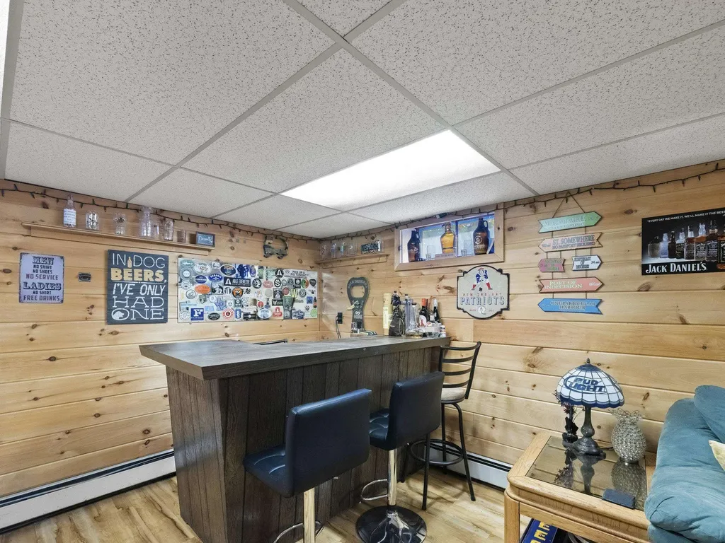 146 Woodbine Avenue Manchester NH 03109