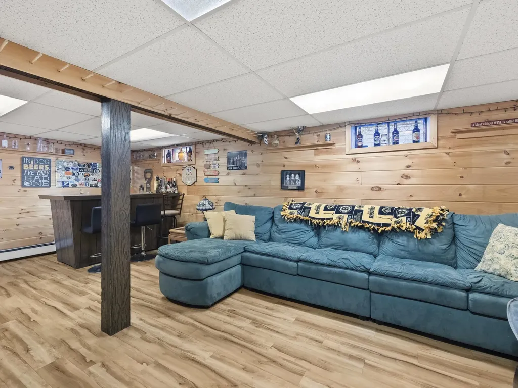 146 Woodbine Avenue Manchester NH 03109