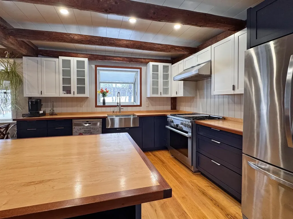 2866 Center Road Hyde Park VT 05655