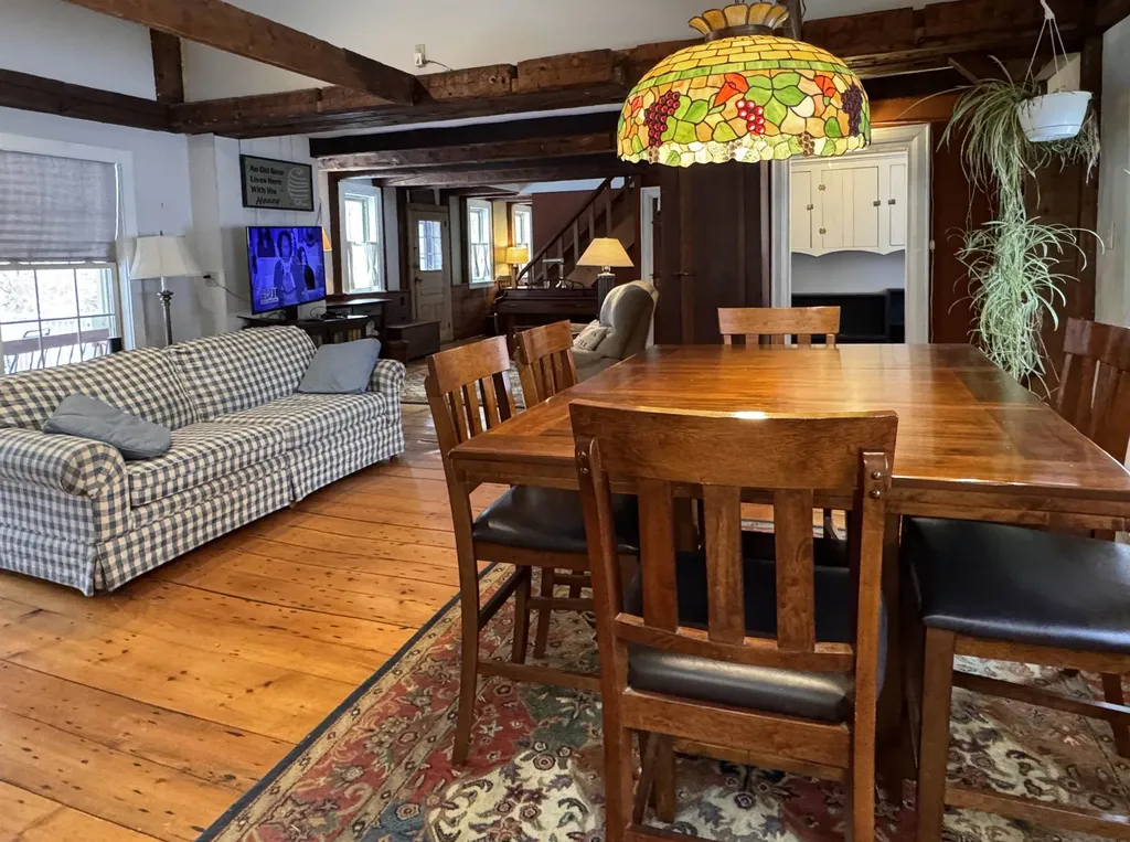 2866 Center Road Hyde Park VT 05655