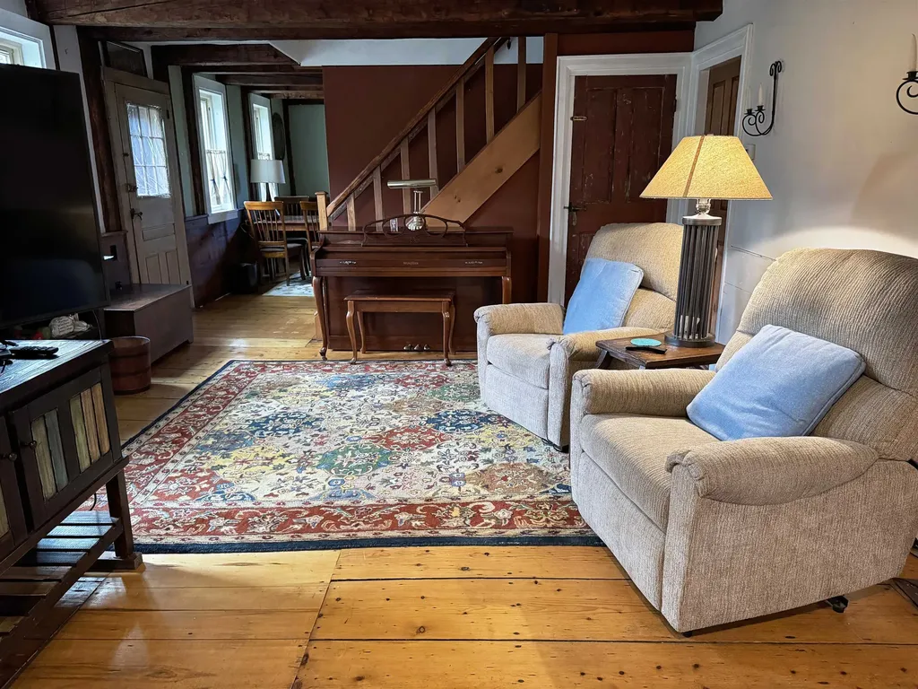 2866 Center Road Hyde Park VT 05655