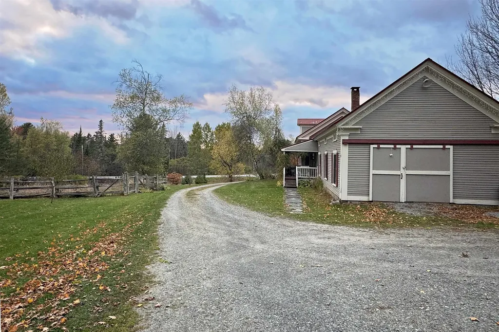 2866 Center Road Hyde Park VT 05655