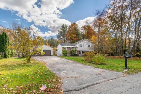 22 Clay Street Merrimack NH 03054