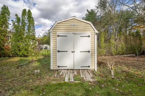 22 Clay Street Merrimack NH 03054