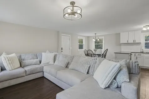 22 Clay Street Merrimack NH 03054