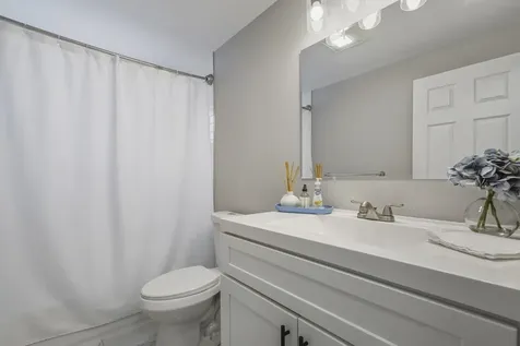 22 Clay Street Merrimack NH 03054