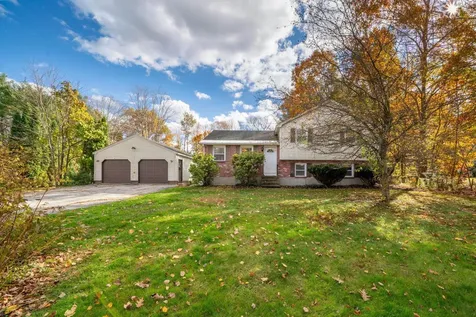 22 Clay Street Merrimack NH 03054