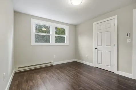 22 Clay Street Merrimack NH 03054