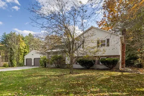 22 Clay Street Merrimack NH 03054