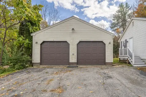 22 Clay Street Merrimack NH 03054
