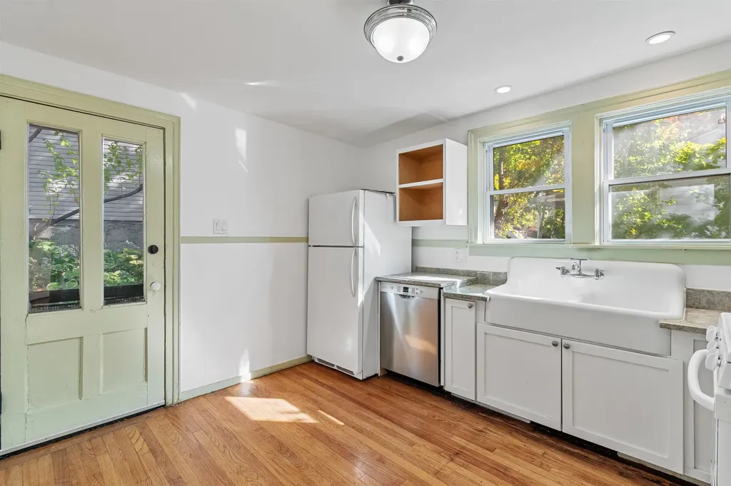 476-478 Saint Paul Street Burlington VT 05401