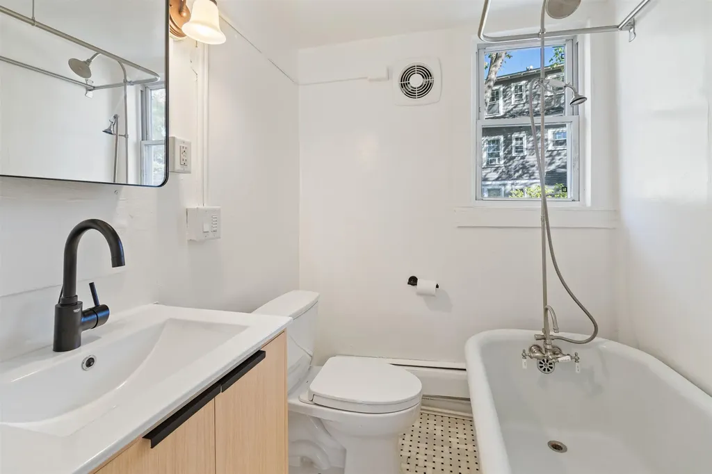 476-478 Saint Paul Street Burlington VT 05401