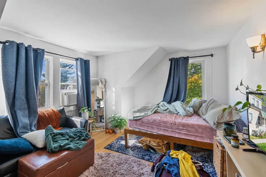 476-478 Saint Paul Street Burlington VT 05401