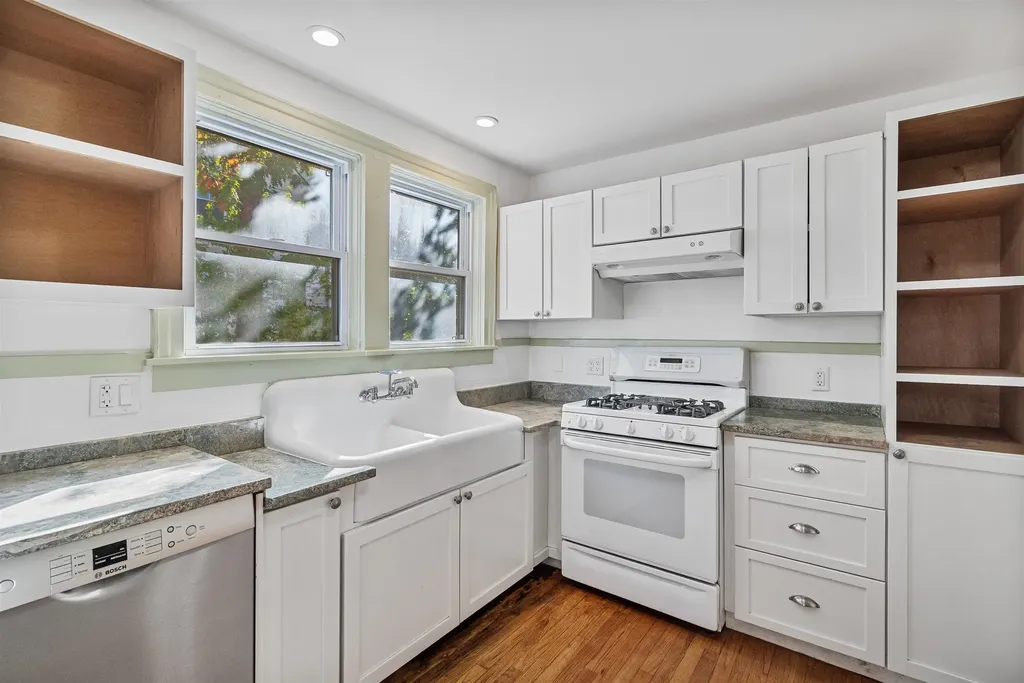 476-478 Saint Paul Street Burlington VT 05401