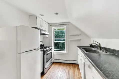 476-478 Saint Paul Street Burlington VT 05401