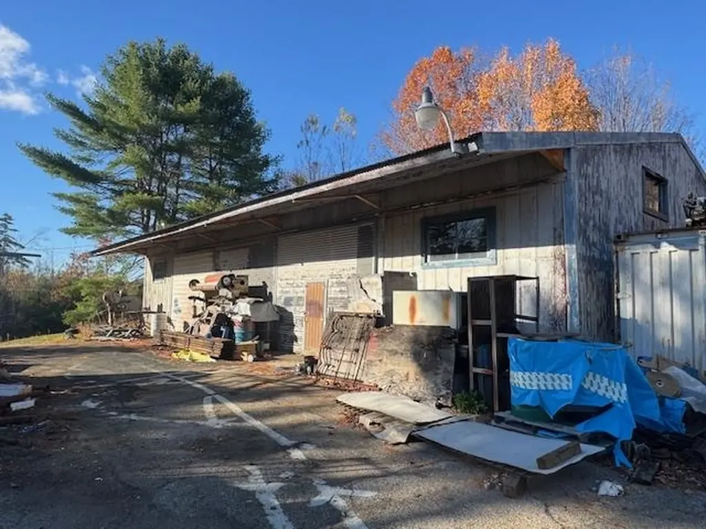 547 Suncook Valley Road Alton NH 03809