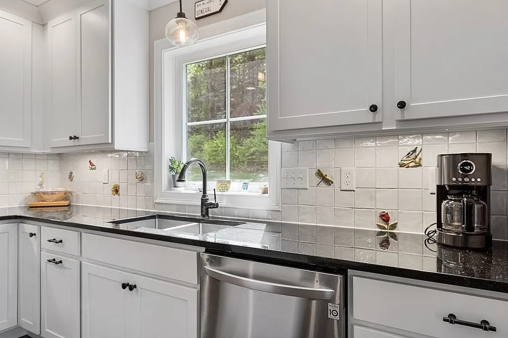 105 Gateway Drive Chesterfield NH 03443