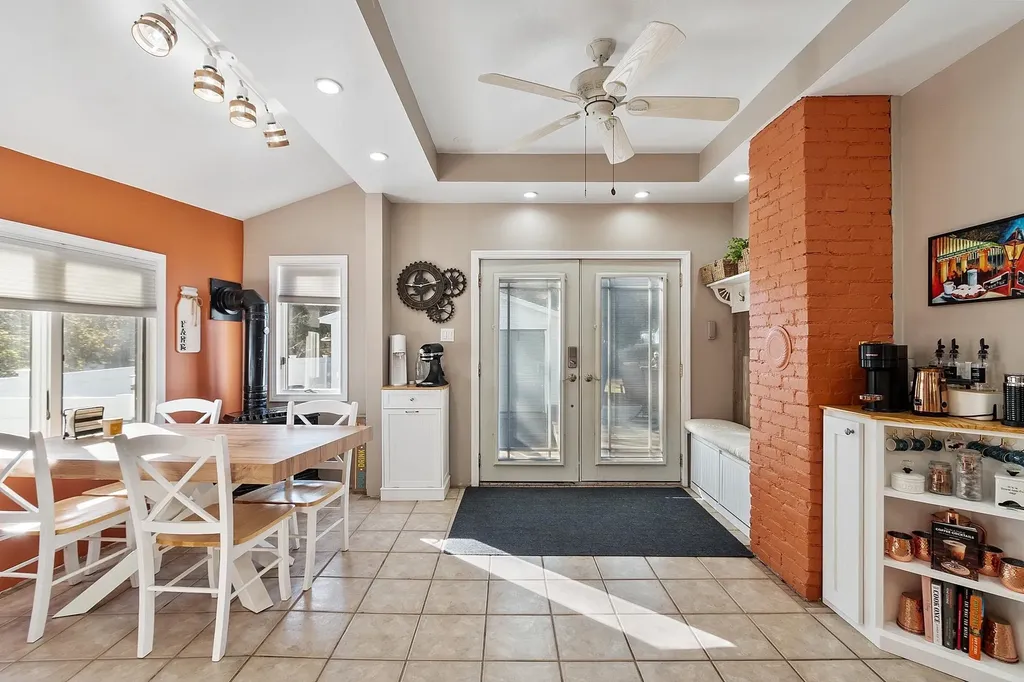 4 Cedar Street Derry NH 03038