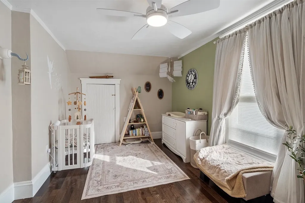 4 Cedar Street Derry NH 03038