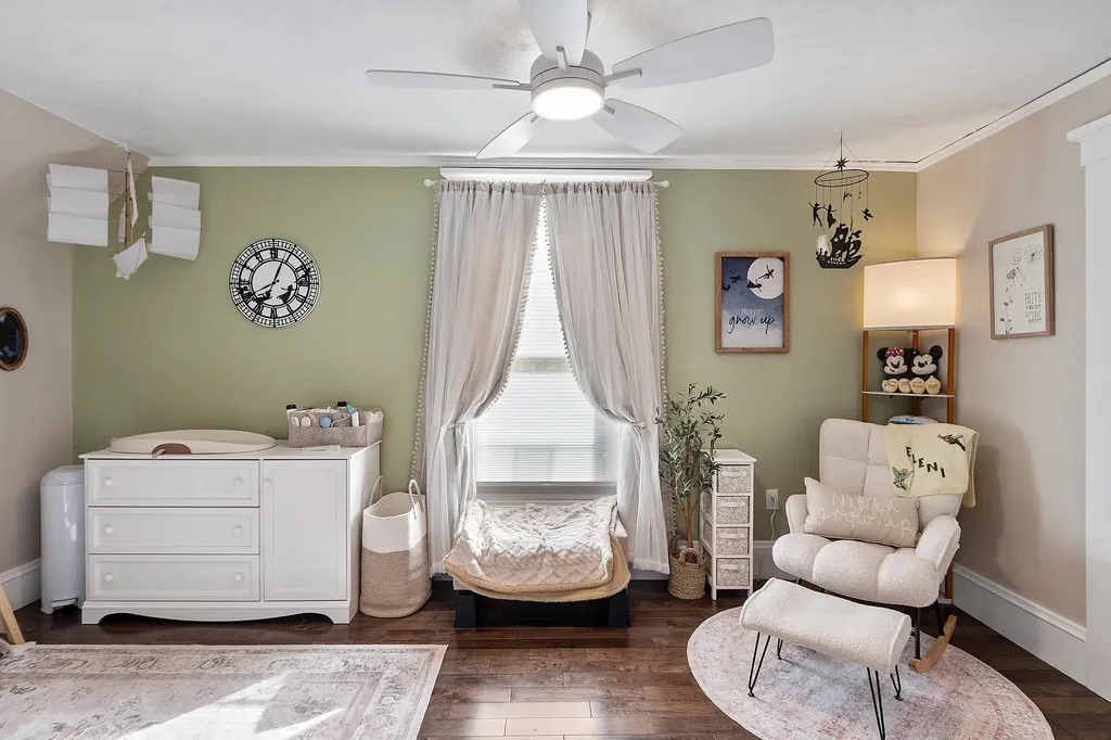 4 Cedar Street Derry NH 03038