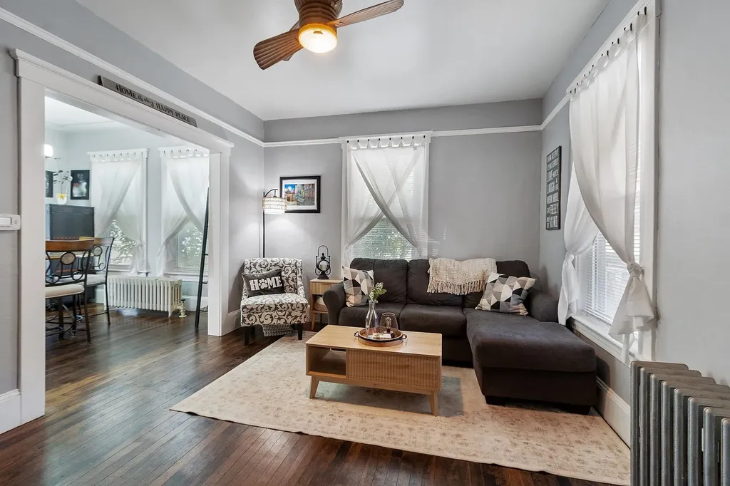 4 Cedar Street Derry NH 03038