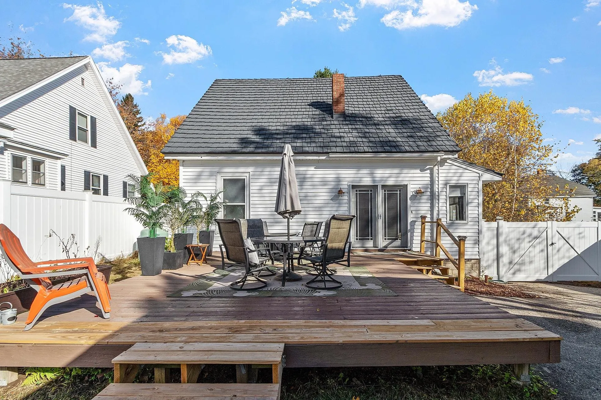 4 Cedar Street Derry NH 03038