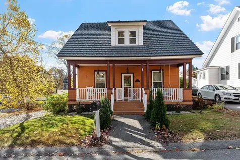 4 Cedar Street Derry NH 03038