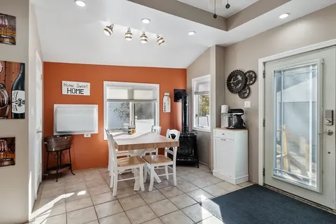 4 Cedar Street Derry NH 03038