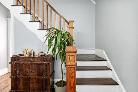 4 Cedar Street Derry NH 03038