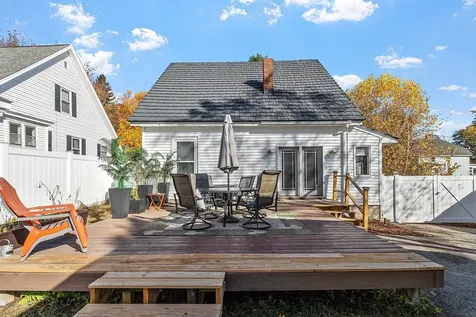 4 Cedar Street Derry NH 03038